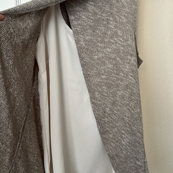 BAR III KNIT BLOUSE - Picture 2 of 4